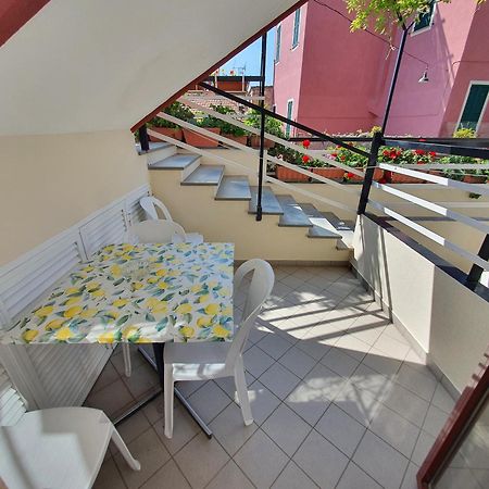 Residence Olivotti Finale Ligure Eksteriør billede