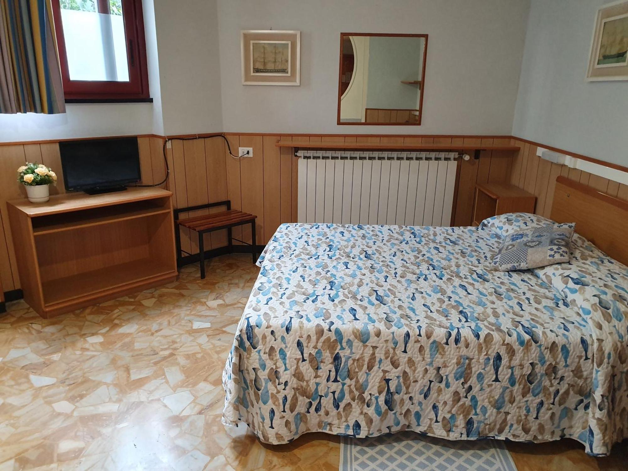 Residence Olivotti Finale Ligure Eksteriør billede
