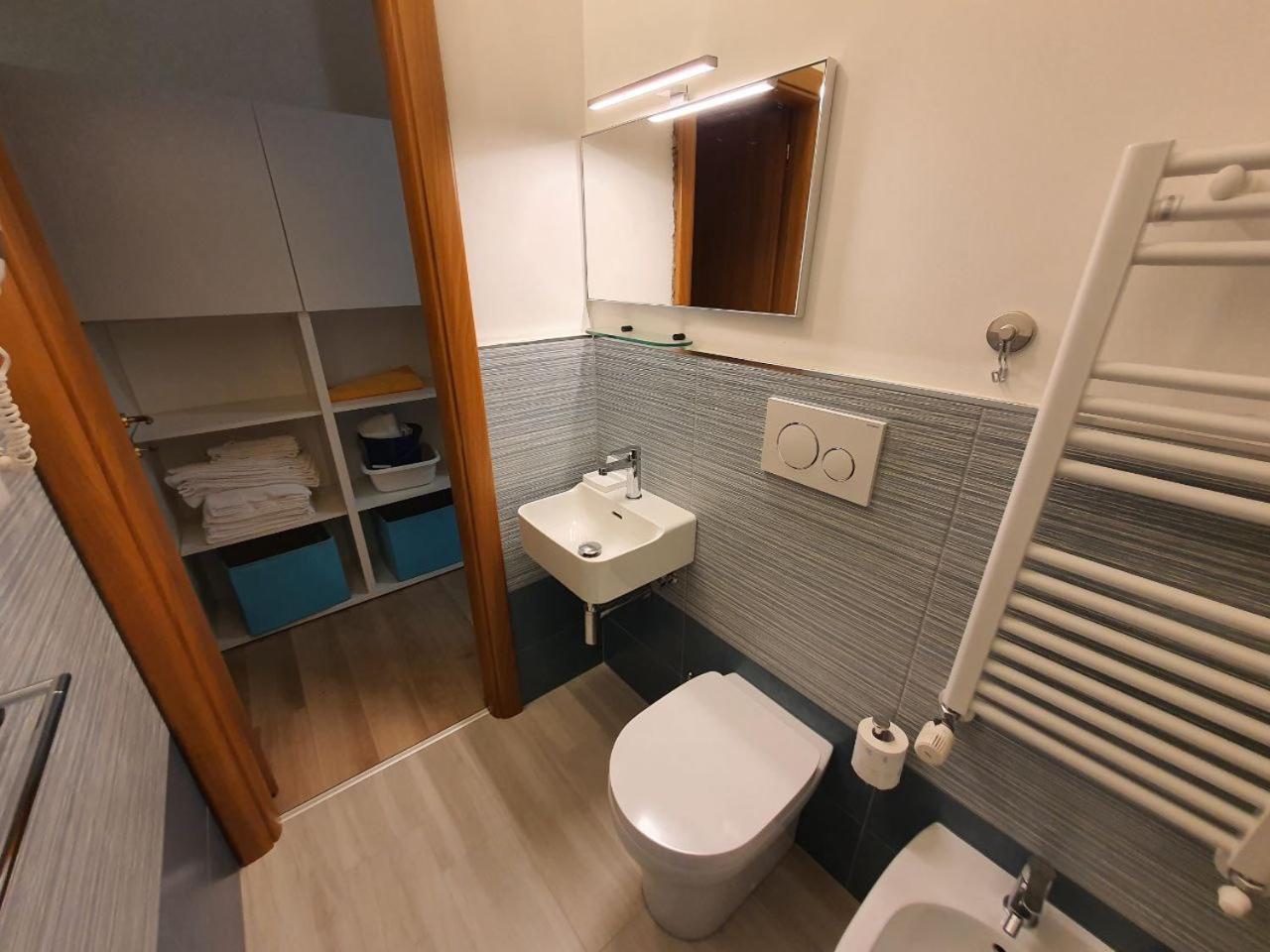 Residence Olivotti Finale Ligure Eksteriør billede